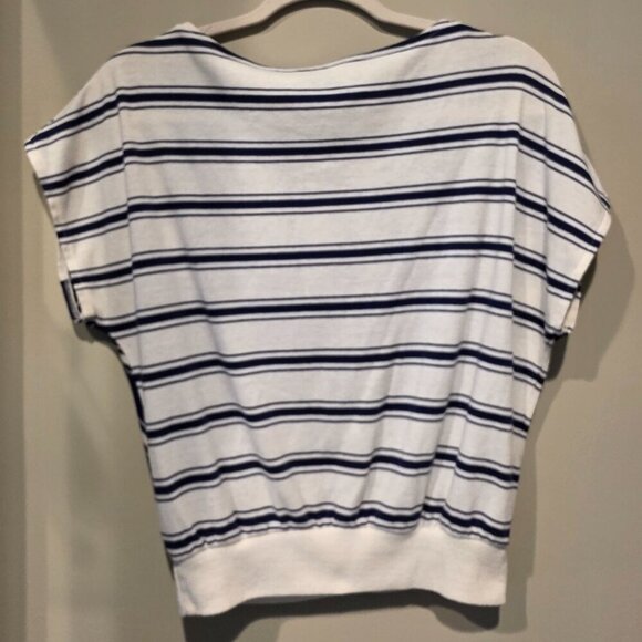 Catalina Woman's Navy Blue & White Striped Cap Sleeve Crop Top Large - Picture 2 of 7